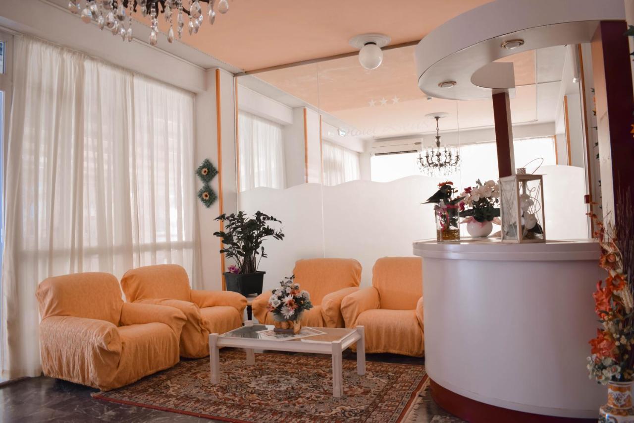 Hotel Zeus Cervia Bagian luar foto