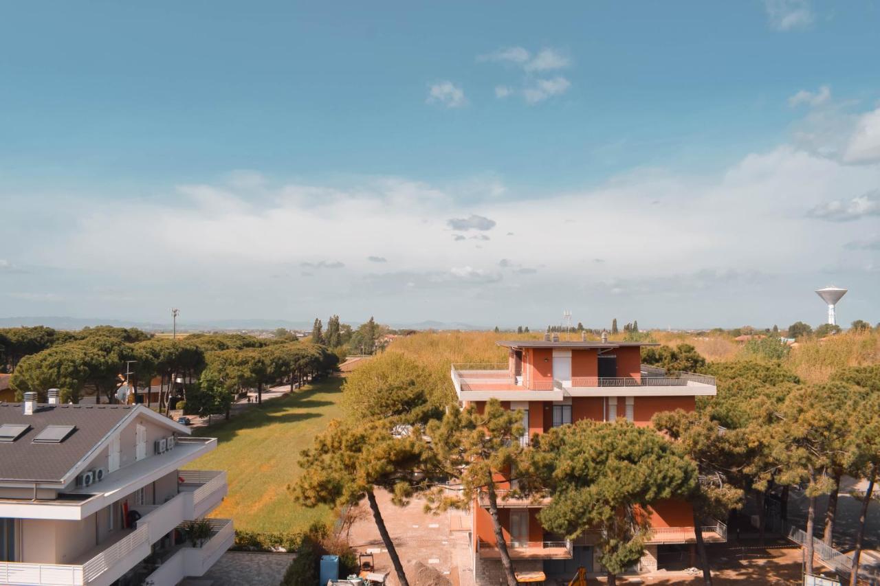 Hotel Zeus Cervia Bagian luar foto